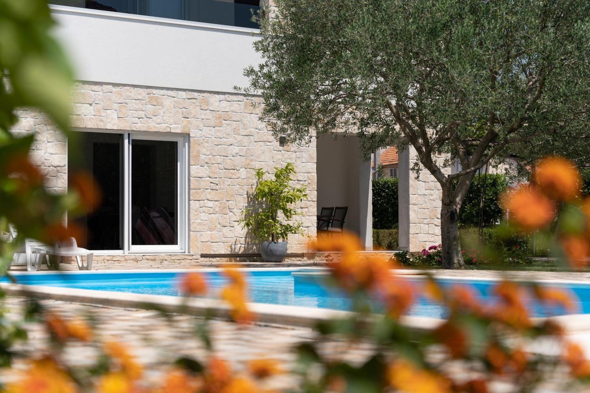 Apartments Coronata Biograd Na Moru Exterior foto